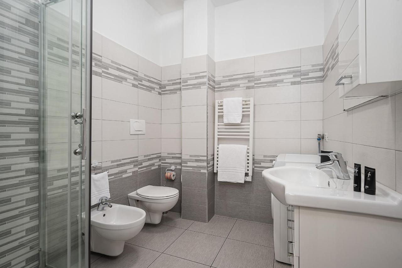 Hemeras Boutique Homes - Design Flat Near Metro Station 밀라노 외부 사진